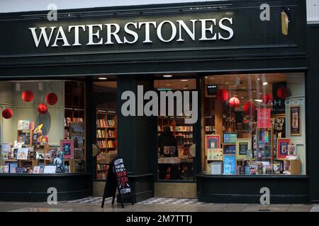 Peterborough, UK. 10th Jan, 2023. The Prince Harry book 'Spare' is seen on sale (already at half price) in Waterstones in Peterborough, Cambridgeshire. Credit: Paul Marriott/Alamy Live News Stock Photo