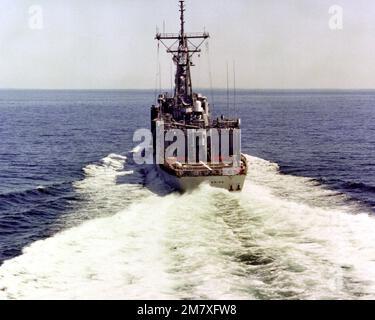 An elevated stern view of the guided missile frigate KLAKRING (FFG-42) underway. Country: Unknown Stock Photo