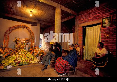 Mexico, Michoacan, Santa Fe la Laguna, Day of the dead, shrine at private home of Samuel Luciano, Stock Photo