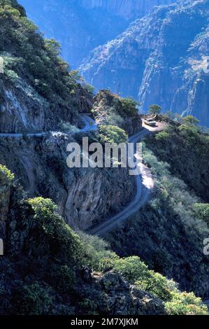 Mexico, Chihuahua, Sierra Madre Occidenta, Copper canyon, Batopilas, canyon dirt road Stock Photo