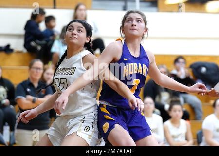 The girls competing during the girls fall high school basketball tournament in Australia Stock Photo