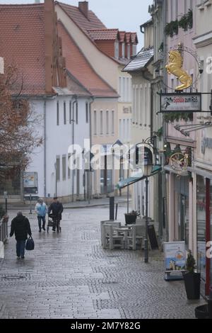 Zeitz, Germany. 11th Jan, 2023. View of the pedestrian zone. The industrial city is considered the heart of structural change in the Central German lignite mining region. Credit: Sebastian Willnow/dpa/Alamy Live News Stock Photo