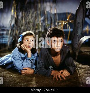 Peter Pan, Fernsehfilm, Deutschland 1962, Regie: Paul Verhoeven, Darsteller: Helga Anders, Fernando Möller Stock Photo