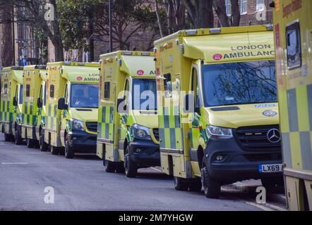 London, UK. 11th January 2023. Ambulance vehicles parked outside the London Ambulance Service headquarters in Waterloo, as UK ambulance staff stage further strikes over pay. Credit: Vuk Valcic/Alamy Live News Stock Photo