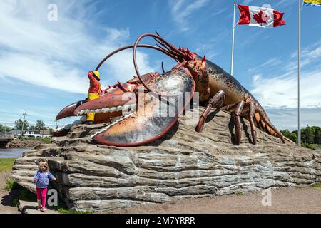 BIGGEST LOBSTER IN THE WORLD, 11 METERS LONG AND WEIGHING 90 TONS, SHEDIAC, LOBSTER CAPITAL OF THE WORLD, NEW BRUNSWICK, CANADA, NORTH AMERICA Stock Photo