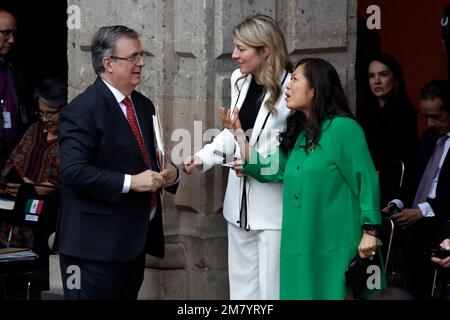 January 10, 2023, Mexico City, Mexico: The Foreign Minister of Mexico, Marcelo Ebrard greets the Minister of Foreign Affairs of Canada, Melanie Joly and Mary Ng, Minister of International Trade of Canada at the X Summit of North American Leaders, in National Palace in Mexico City. on January 10, 2023 in Mexico City, Mexico. (Photo by Luis Barron / Eyepix Group). Stock Photo