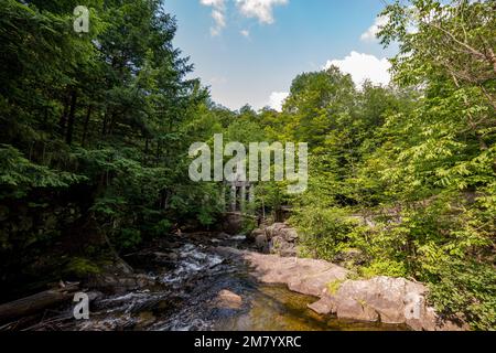 Ruines Carbide Willson, Chelsea, Québec, Canada Stock Photo