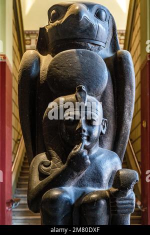 STATUE OF RAMSES II AS A CHILD PROTECTED BY HORUS, THE SUN GOD WITH A FALCON'S HEAD, EGYPTIAN MUSEUM OF CAIRO DEVOTED TO EGYPTIAN ANTIQUITY, CAIRO, EGYPT, AFRICA Stock Photo