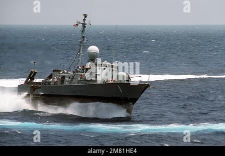 A starboard bow view of the patrol combatant-missile (hydrofoil) USS PEGASUS (PHM-1) underway. Country: Atlantic Ocean (AOC) Stock Photo