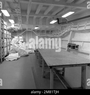 The tactical towed array sonar bathythermograph room aboard the guided missile frigate NICHOLAS (FFG-47). Base: Bath State: Maine (ME) Country: United States Of America (USA) Stock Photo