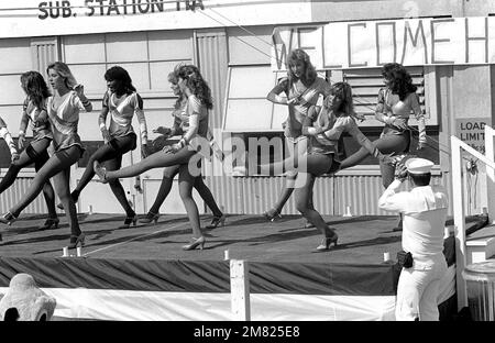 1984 - Los Angeles Rams Cheerleaders perform during the homecoming of the  battleship USS NEW JERSEY (BB-62). The ship is returning to home port after  11 months at sea Stock Photo - Alamy