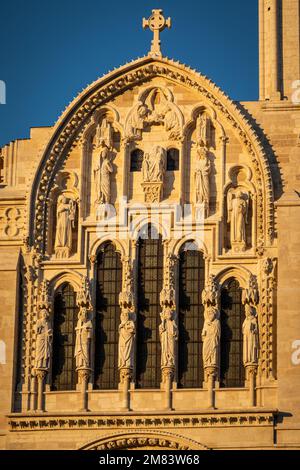 SAINT MARY MAGDALENE BASILICA, VEZELAY, (89) YONNE, BOURGUNDY, FRANCE Stock Photo