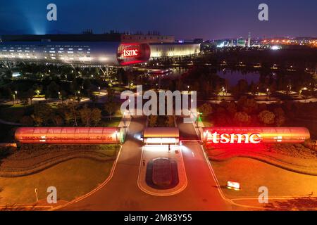 NANJING, CHINA - AUGUST 10, 2022 - (FILE) Aerial photo shows the night view of the Taiwan Semiconductor Manufacturing plant in Pukou district of Nanji Stock Photo