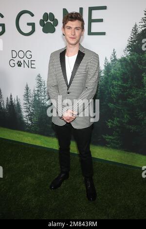 11 January 2023 -Pacific Palisades, California - Johnny Berchtold. the LA Premiere of Dog Gone held at The Bay Theater in Pacific Palisades. (Credit Image: © Fs/AdMedia via ZUMA Press Wire) EDITORIAL USAGE ONLY! Not for Commercial USAGE! Stock Photo