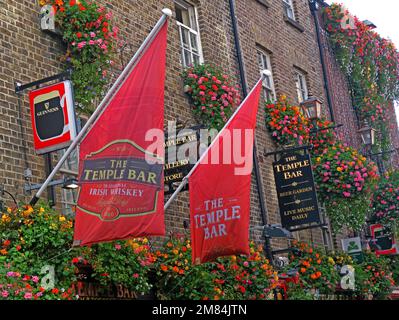 Flags outside The Temple Bar, Dublin, Est 1840, 47-48 Temple Bar, Dublin 2, D02 N725, Eire, Ireland Stock Photo