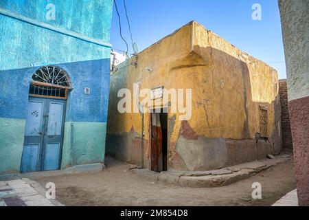 Wohnhäuser, nubisches Dorf, Nilinsel Elephantine, Assuan, Ägypten Stock Photo