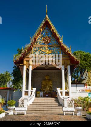 Lampang, Thailand. November 21, 2022. Wat Kaew Don Tao Suchadaram Temple. It is the primary Buddhist temple in Lampang city. Stock Photo