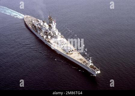 An elevated starboard bow view of the battleship USS MISSOURI (BB-63) underway during an around-the-world shakedown cruise. Country: Mediterranean Sea (MED) Stock Photo