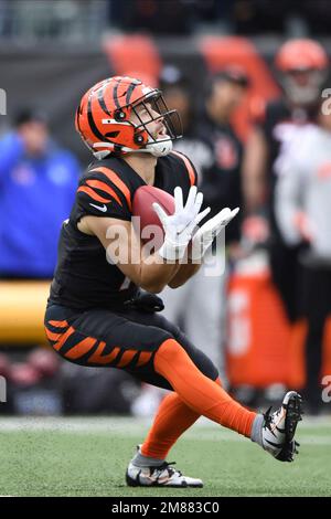 Cincinnati Bengals wide receiver Trent Taylor (11) makes a catch against  Cleveland Browns safety John Johnson