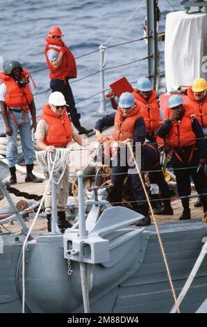 USS Fearless (MSO-442 Stock Photo - Alamy