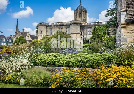 memorial gardens of Christ Church College, Oxford, Oxfordshire, South East England Stock Photo