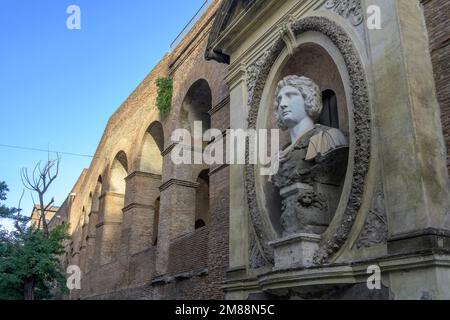 Bust of Belisario on the Aurelian Wall, Rome, Italy Stock Photo