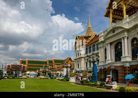 Throne room Phra Thinang Chakri Maha Prasat, at the temple Wat Phra Kaeo, old royal palace, Temple of the Emerald Buddha, Bangkok, Thailand, Asia Stock Photo