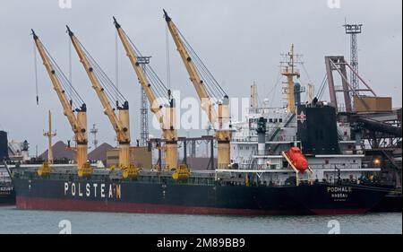 Rostock, Germany. 12th Jan, 2023. The freighter 'Podhale' is handled at the grain terminal in the seaport on the Baltic Sea. At a press conference on January 13, 2023, Rostock Port GmbH plans to announce the handling results for 2022 and present the most important projects for 2023. Credit: Bernd Wüstneck/dpa/Alamy Live News Stock Photo