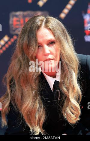 June 21, 2022, Los Angeles, California, USA: LOS ANGELES - June 21: Lisa Marie Presley at a ceremony honoring three generations of Presleyâ€™s with hand prints at the TCL Chinese Theatre IMAX on June 21, 2022 in Los Angeles, CA (Credit Image: © Nina Prommer/ZUMA Press Wire) EDITORIAL USAGE ONLY! Not for Commercial USAGE! Stock Photo