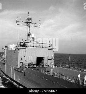 A partial starboard quarter view of the tank landing ship USS MANITOWOC (LST-1180) underway. Country: Chesapeake Bay Stock Photo