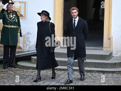 Salem, Germany. 13th Jan, 2023. Pierre Casiraghi and his mother Caroline, Princess of Hanover and Princess of Monaco, attend the funeral service of Max Margrave of Baden. The funeral service is intended for the family circle, friendly houses and representatives of politics, business and culture. The Margrave had died on December 29 at the age of 89 in Salem Castle on Lake Constance. Credit: Bernd Weißbrod/dpa/Alamy Live News Stock Photo