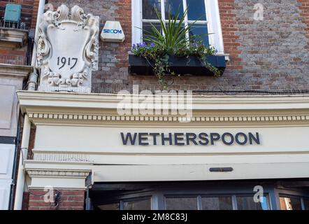 Windsor, Berkshire, UK. 13th January, 2023. The Wetherspoon King and Castle pub in Windsor. Pub chain Wetherspoon are continuing their January sale with pints of some beers being sold at a special discounted rate of 99p. The offer continues until 17th January 2023. Credit: Maureen McLean/Alamy Live News Stock Photo