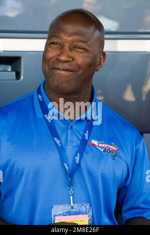 Joliet, IL, USA. 15th July, 2007. July 15, 2007 - Joliet, IL, USA: Chicago Bears head coach, Lovie Smith, at the USG Sheetrock 400 NASCAR NEXTEL Cup race at the Chicagoland Speedway in Joliet, IL. (Credit Image: © Walter G. Arce Sr./ZUMA Press Wire) EDITORIAL USAGE ONLY! Not for Commercial USAGE! Stock Photo