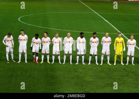 MUNICH, Germany. , . the FcSalzburg team line up, # 18, Philipp KÖHN, KOEHN, # 2, Ignace Van Der BREMPT, # 5, Jerome ONGUENE, # 8, Dijon KAMERI, # 13, Nicolas SEIWALD, # 20, Sekou KOITA, # 21, Luka SUCIC, # 30, Benjamin SESKO, # 31, Strahinja PAVLOVIC, # 34 Raphael HOFER, # 95, BERNARDO, Credit: SPP Sport Press Photo. /Alamy Live News Stock Photo