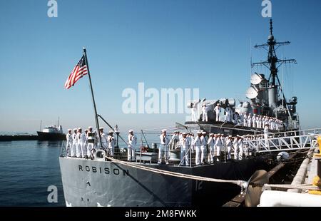 USS Lynde McCormick (DDG-8) decommissioning at San Diego 1991 Stock ...