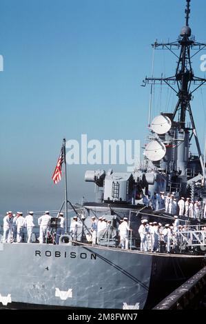 USS Lynde McCormick (DDG-8) decommissioning at San Diego 1991 Stock ...