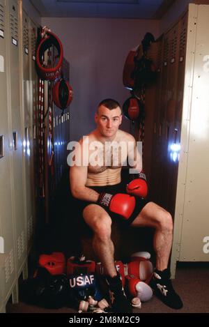 Shot of US Air Force First Lieutenant Joseph S. Pastorello in his boxing gear. 1LT Pastorello was the collegiate national boxing champion at the Air Force Academy in 1993. This image was used in the June 1998 issue of AIRMAN Magazine. Shot of US Air Force First Lieutenant Joseph S. Pastorello in his boxing gear.  1LT Pastorello was the collegiate national boxing champion at the Air Force Academy in 1993.  This image was used in the June 1998 issue of Airman Magazine. Stock Photo