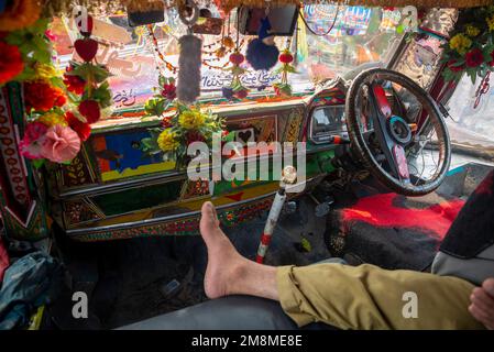 Bus Driver Pakistan Driver of a colorfully painted bus, Peshawar, Pakistan Stock Photo - Alamy