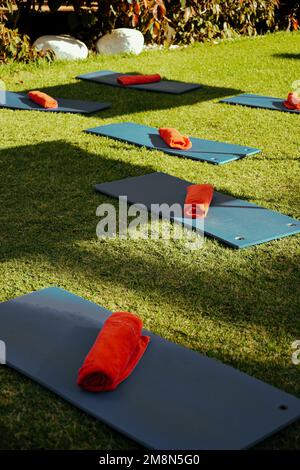 Outdoor best sale sports mats