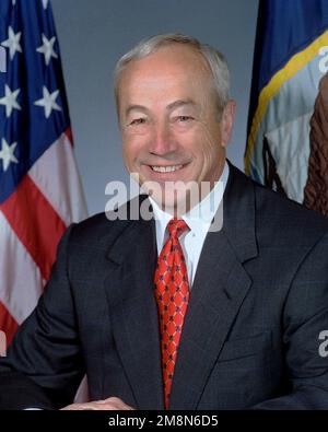 United States Navy Official photo of the Honorable John H. Dalton, Secretary of the Navy from July 22nd, 1993 to November 16th, 1998. Base: Washington State: District Of Columbia (DC) Country: United States Of America (USA) Stock Photo