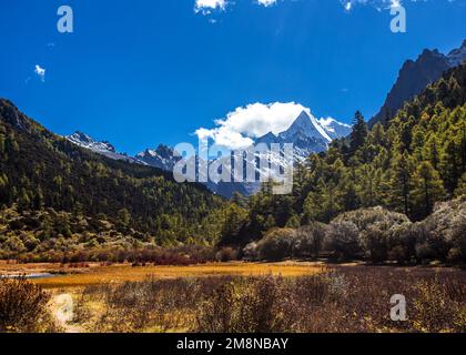 Aden daocheng Stock Photo