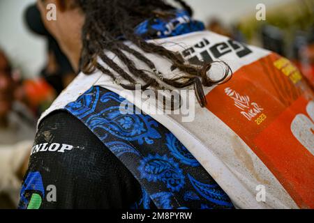 Damman, Saudi Arabia. 15th Jan, 2023. Ambiance, arrival during the Stage 14 of the Dakar 2023 between Al-Hofuf and Damman, on January 15, 2023 in Damman, Saudi Arabia - Photo Gigi Soldano / DPPI Credit: DPPI Media/Alamy Live News Stock Photo