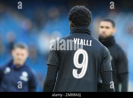 London, UK. 15th January 2023. Chelsea players warm up in t-shirts bearing the number 9 and name of the former manager and player Gianluca Vialli who died last week during the Premier League match at Stamford Bridge, London. Picture credit should read: Paul Terry / Sportimage Credit: Sportimage/Alamy Live News Stock Photo