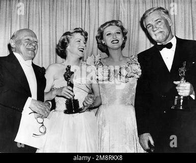 CLAIRE TREVOR ACTRESS (1948 Stock Photo - Alamy