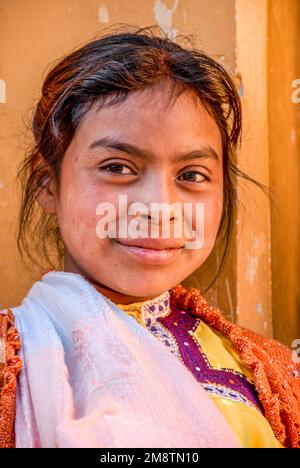 Faces of Mexico:Young Girld with Blanket in Chiapas Stock Photo - Alamy