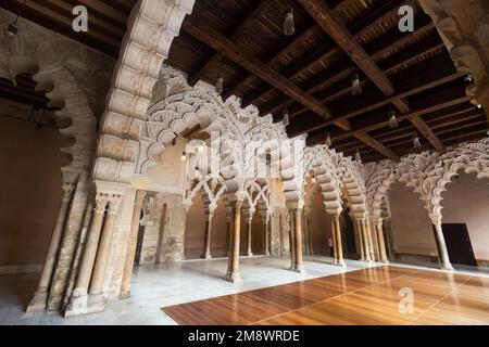 Moorish-Taifa halls in Aljaferia Palace in Zaragoza Stock Photo