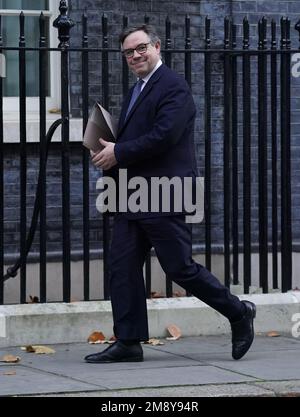 File photo dated 06/12/22 of Paymaster General Jeremy Quin arriving in Downing Street, London. Civil servants are to be given training to help spot signs of economic abuse and offer victims discreet support, the Cabinet Office has announced. Cabinet Office minister Jeremy Quin said: 'Economic abuse is an abhorrent crime and we are determined to use all levers of government to stamp it out'. Issue date: Monday January 16, 2023. Stock Photo