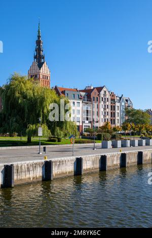 City skyline of Elblag river view with St. Nicholas Cathedral in Warmian-Masurian Voivodeship, Poland. Stock Photo
