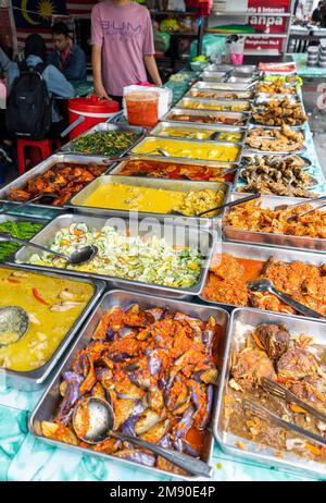 Kuala Lumpur Food, Malaysia - Decmber 12th, 2022 - Stall selling  traditional Malaysian curry food Stock Photo
