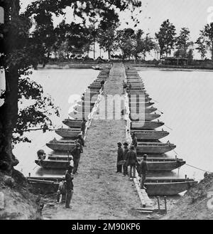 Matthew Brady - Pontoon Bridge on the James River Virginia, USA Stock Photo